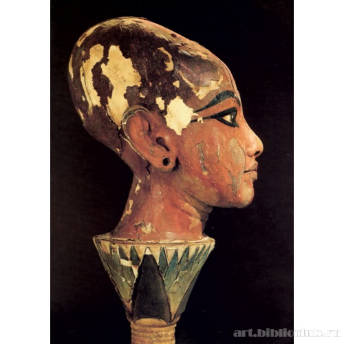 Голова Тутанхамона на цветке лотоса