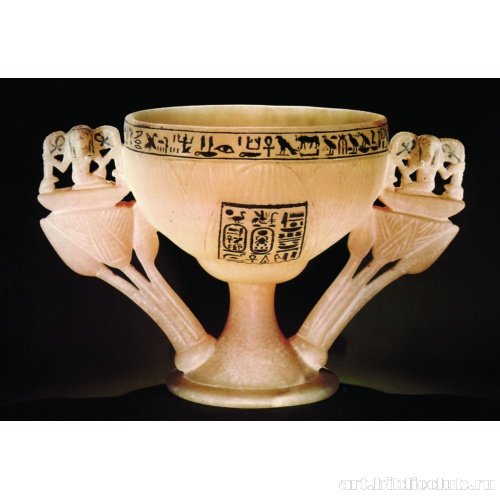 Чаша в форме цветка лотоса