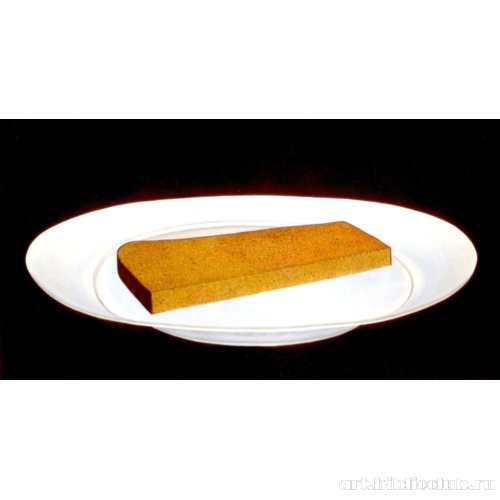 Кусочек черного хлеба