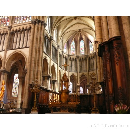 Собор Парижской Богоматери. Интерьер