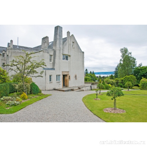 Западный фасад