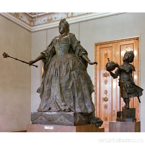 Анна Иоанновна с арапчонком