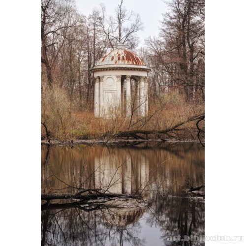Беседка-ротонда в парке усадьбы М.М. Измайлова «Быково»