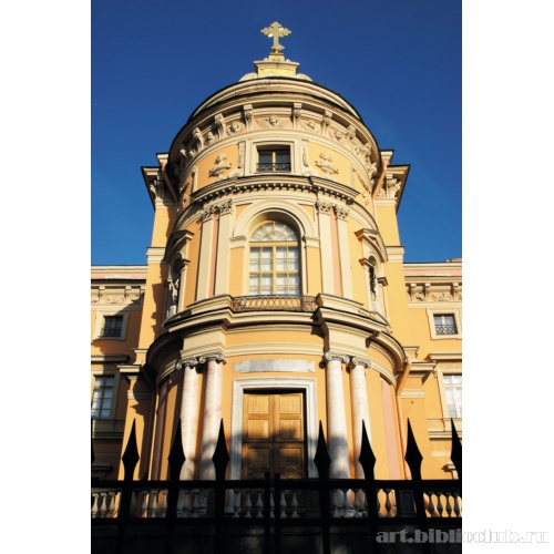 Полуротонда западного фасада