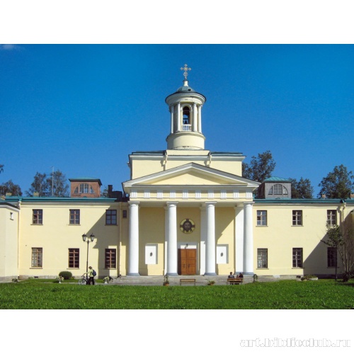 Госпиталь с церковью Св. Марии Магдалины в Павловске