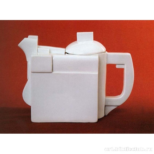 Чайник с крышкой