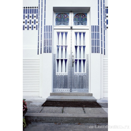 Вторая вилла Вагнера. Оформление входного портала