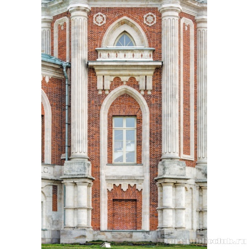 Большой дворец в Царицыне. Фрагмент левой башни центральной части фасада