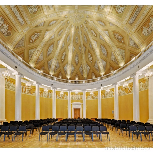 Колоннада Актового зала