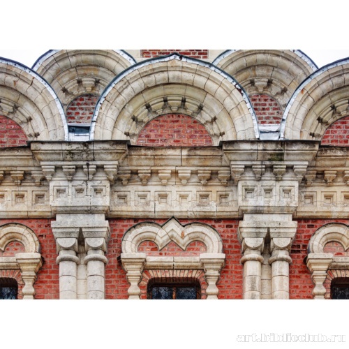 Декоративные кокошники четверика церкви