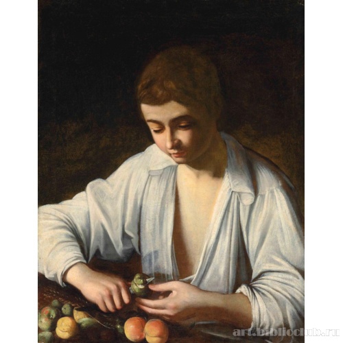 Юноша, чистящий фрукт