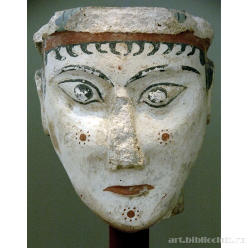 Голова женщины из акрополя в Микенах