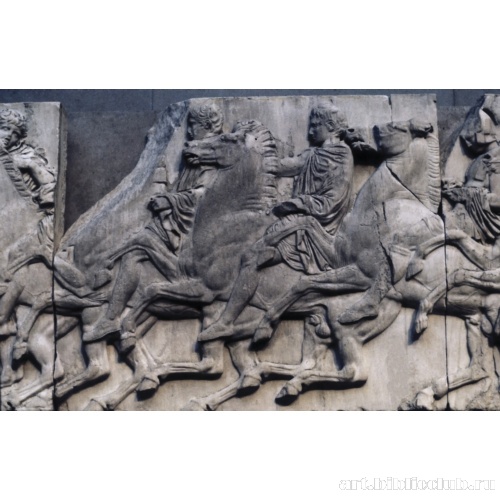 Рельеф с изображением всадников с северного фриза Парфенона