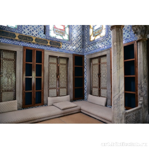 Интерьер библиотеки