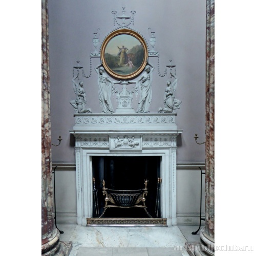 Кедлстон-холл. Центральный холл. Камин