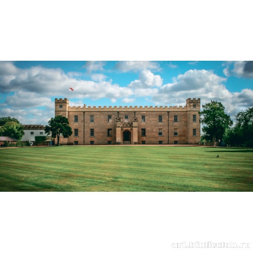 Сайон-хаус. Главный фасад