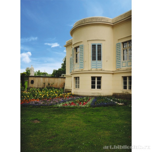 Дворец «Шарлоттенхоф». Полуциркульный эркер