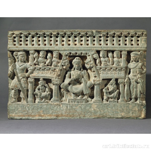 Барельеф. Майтрея в раю Тушита