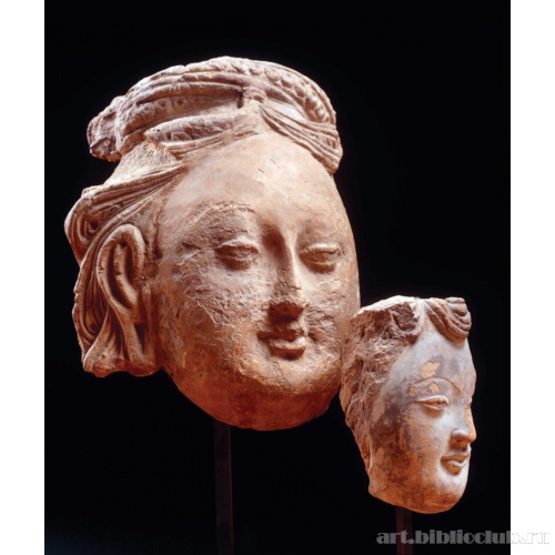 Фрагмент скульптуры. Головы бодхисаттвы и деватты