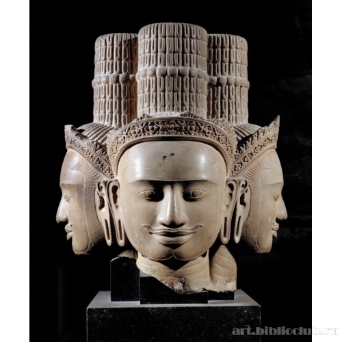 Скульптура. Голова Тримурти