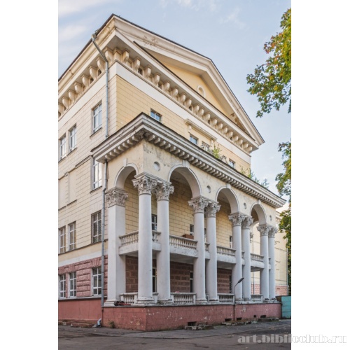 Институт органической химии АН СССР. Центральная часть дворового фасада