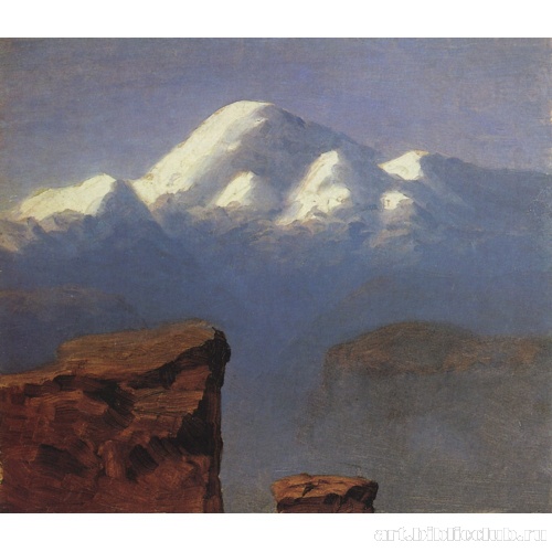 Вершина Эльбруса, освещённая солнцем