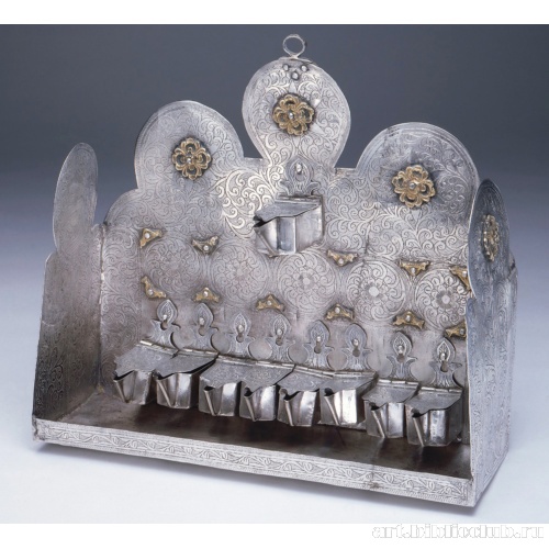 Ханукальный светильник