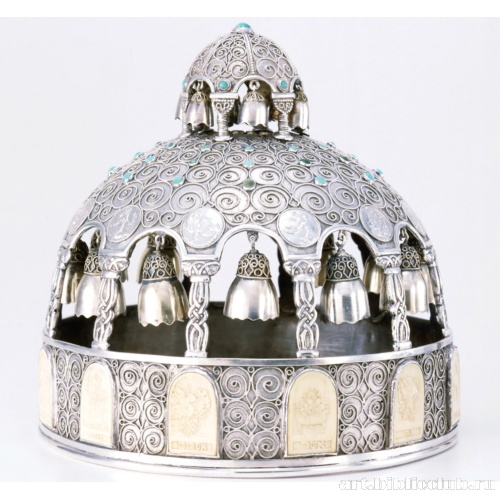 Корона Торы