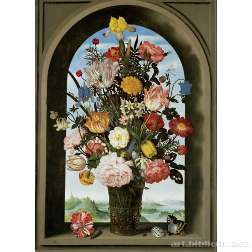 Ваза с цветами в оконной нише