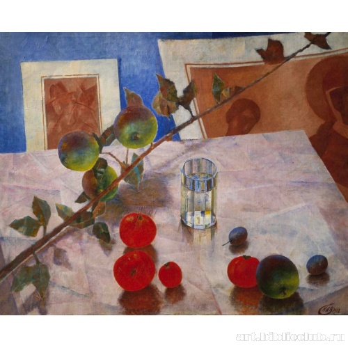 Розовый натюрморт. Ветка яблони