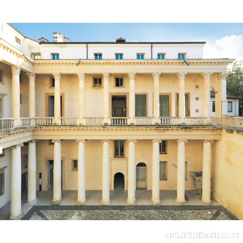 Лоджии во дворе палаццо