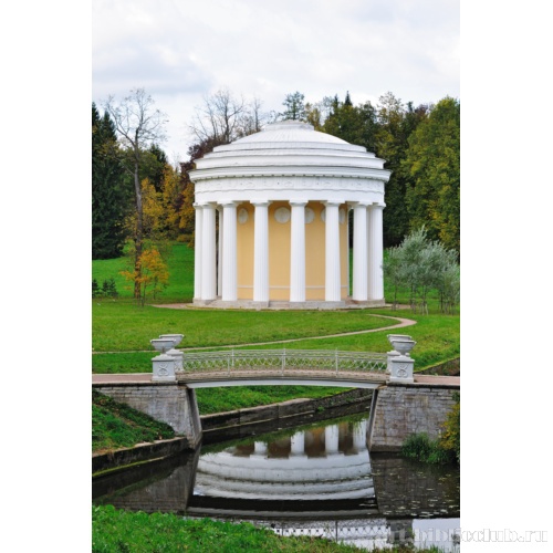 Храм Дружбы. Вид со стороны Чугунного моста