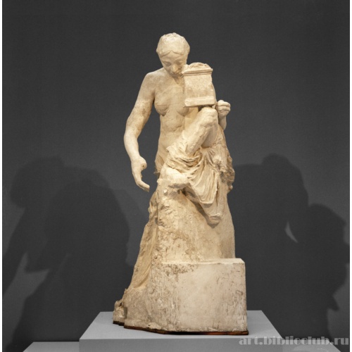 Муза с платком