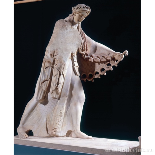 Гигантомахия. Фрагмент фронтона. Афина