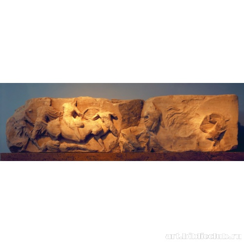 Храм Афины Ники. Южный фриз. Битва греков с персами