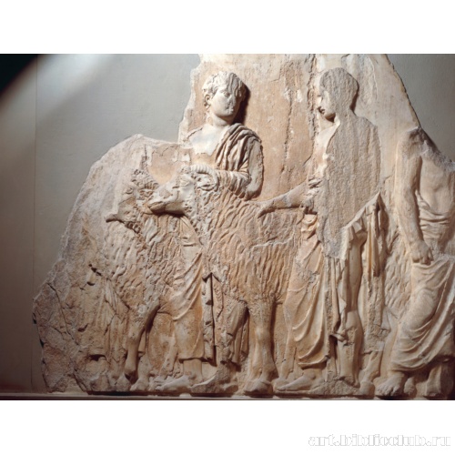 Фриз Парфенона. Фрагмент с изображением мальчиков с баранами