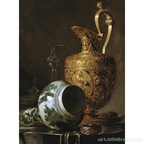 Натюрморт с фарфоровой вазой и серебряным с позолотой кувшином. Фрагмент