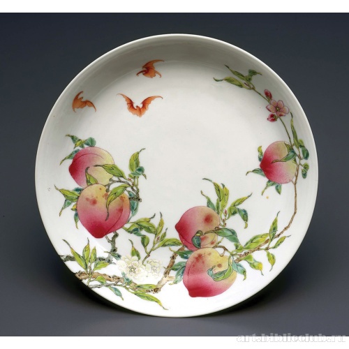 Блюдо с изображением персиков и летучих мышей