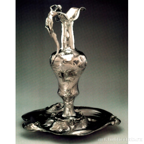 Кувшин с подносом