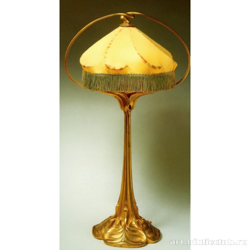 Настольная лампа для «Ар Нуво»