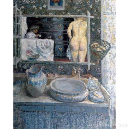 Зеркало над умывальником