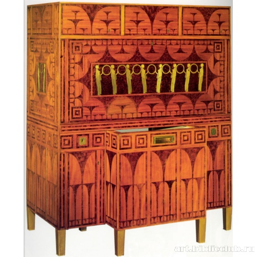 Бюро с сиденьем для дамы