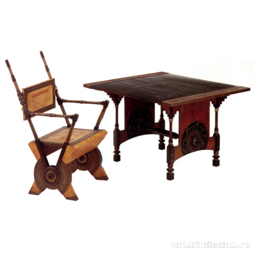 Стол и кресло