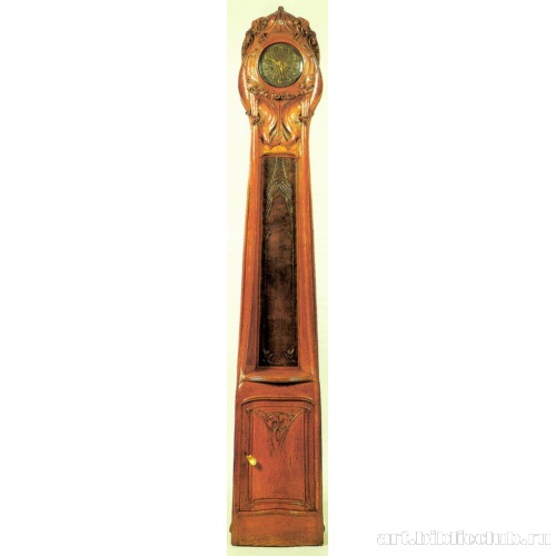Напольные часы с футляром