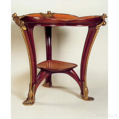 Столик «Кувшинки»