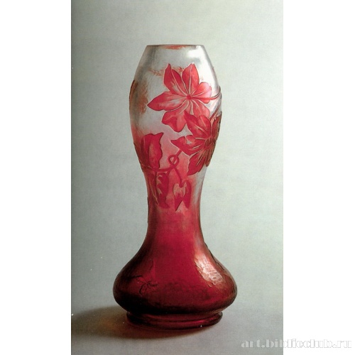 Ваза с цветочным узором