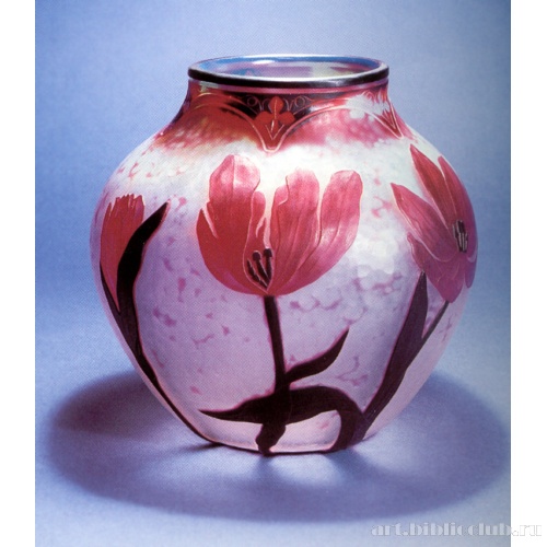 Ваза с изображением тюльпана: от бутона к увяданию