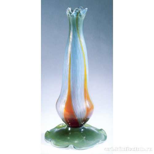 Ваза в форме цветка