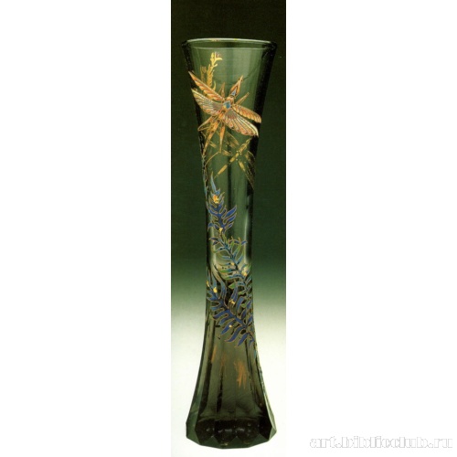 Ваза с изображением растений и насекомых