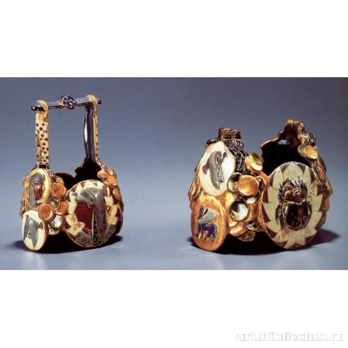 Две жардиньерки в египетском стиле